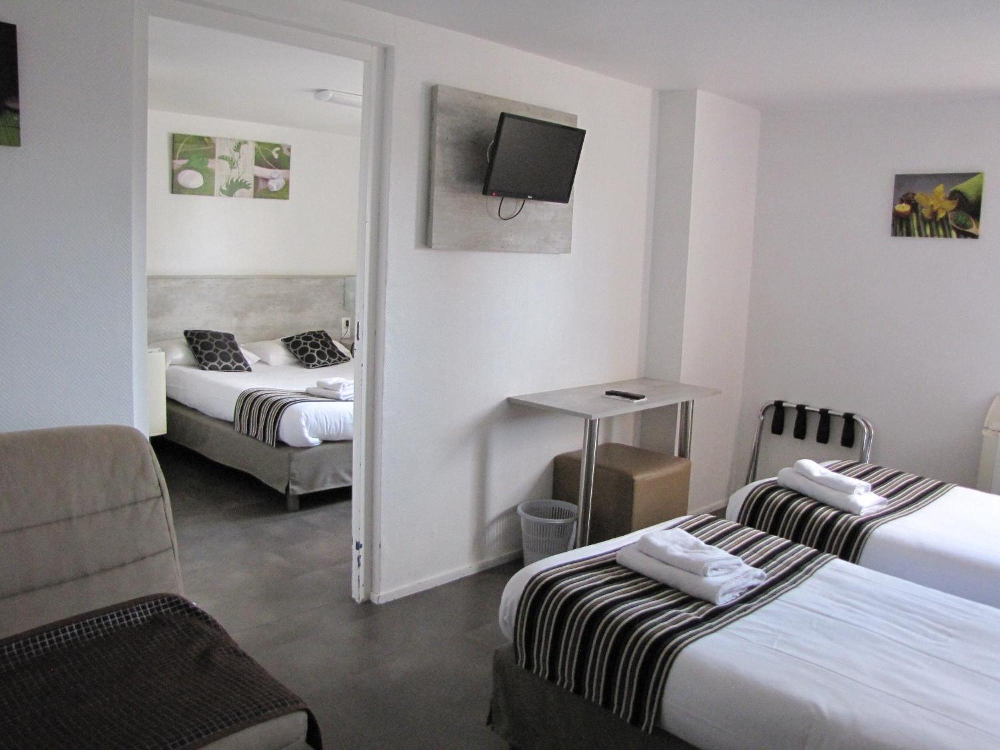 Brit Hotel Bosquet Carcassonne Cite Exteriör bild